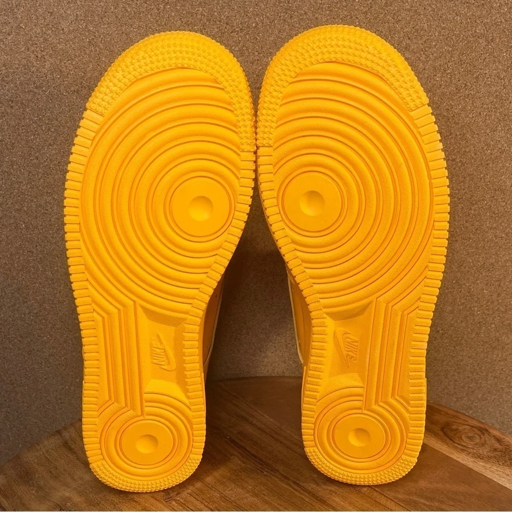 Air force 1 'Laser orange' Brand new  NWOT